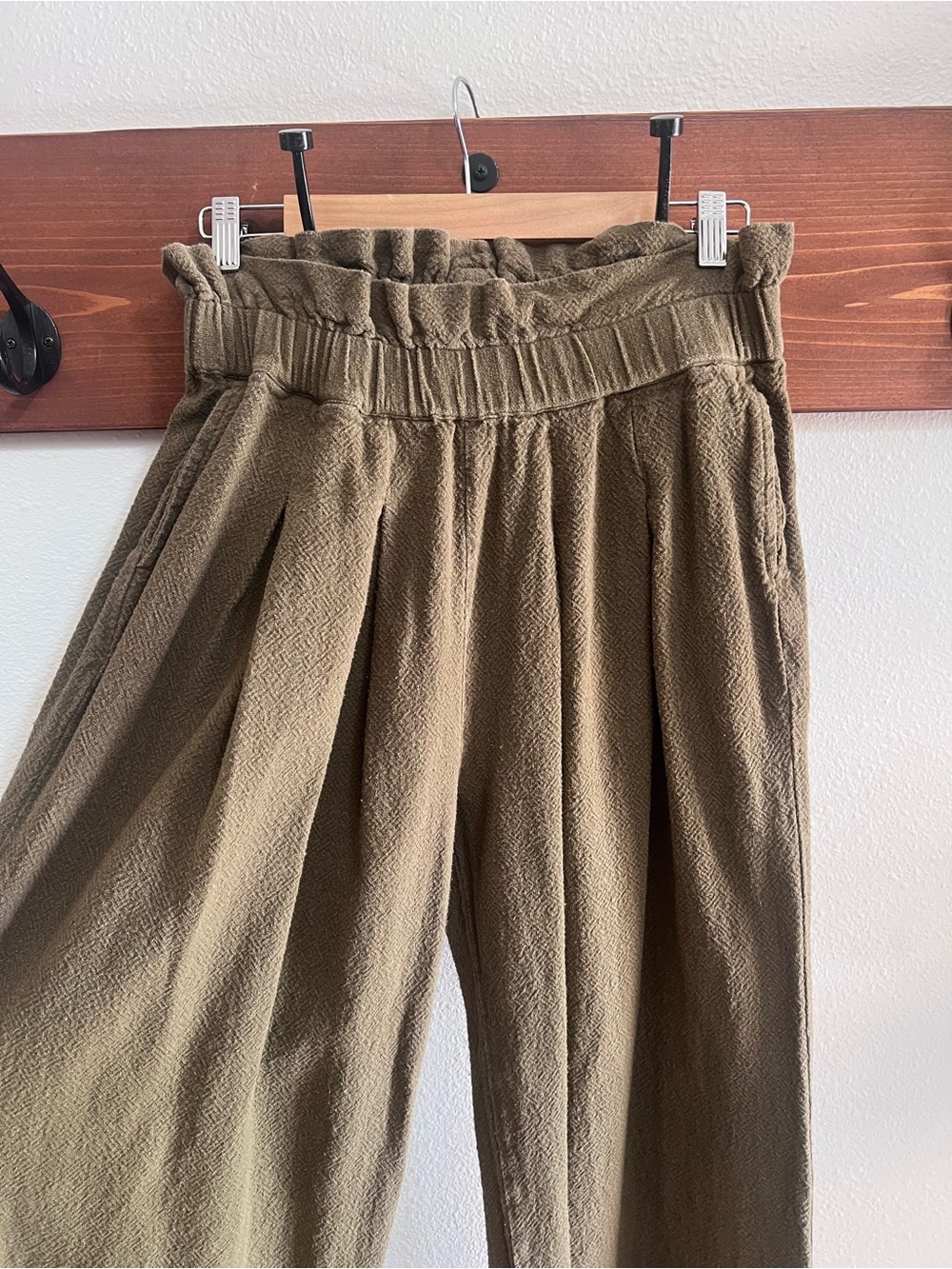 UO Green Wide Leg Pants Paper Bag Waist - Picture 11 of 11